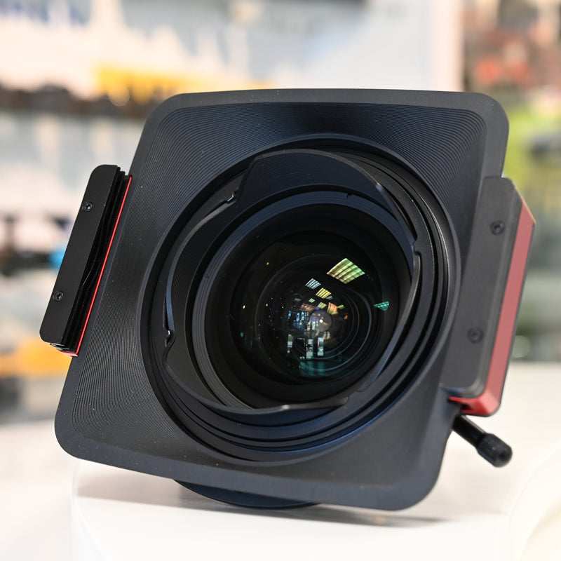 Nikon 14-24mm f/2.8G avec filtres LEE Usagé
