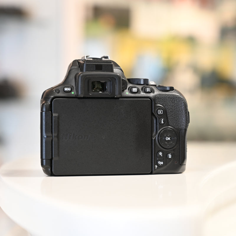 Nikon D5500 Usagé