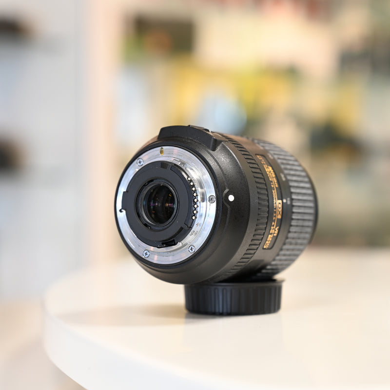 Nikon AF-S DX 18-300mm F3.5-6.3G VR Usagé