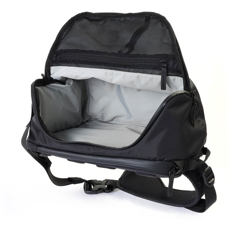 Cotton Carrier Hyker Slingbag 12L for camera