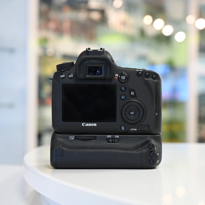 Canon EOS 6D avec poignée d&