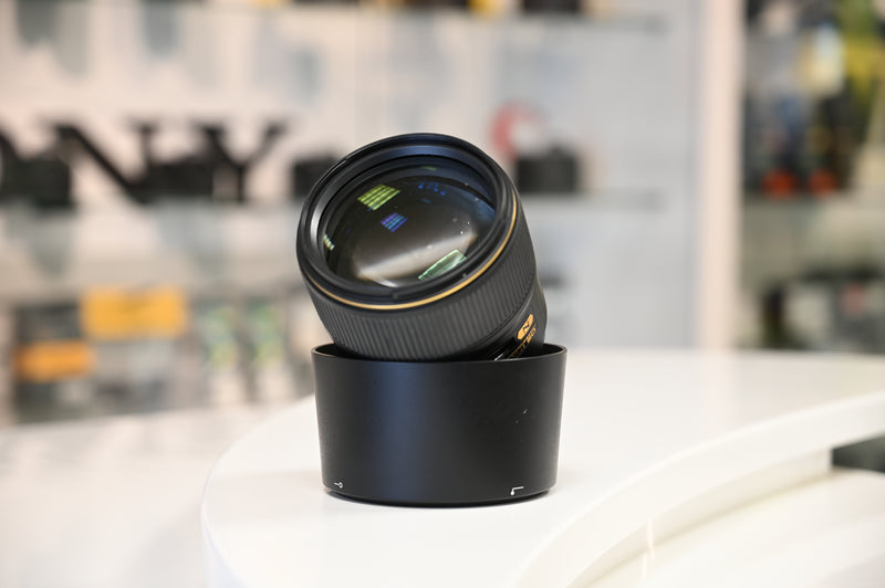 Nikon AF-S 105mm f/1.4E Used