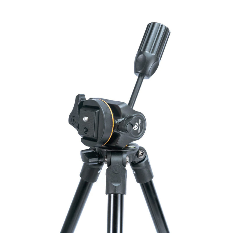 Vesta 203AP Vanguard Tripod
