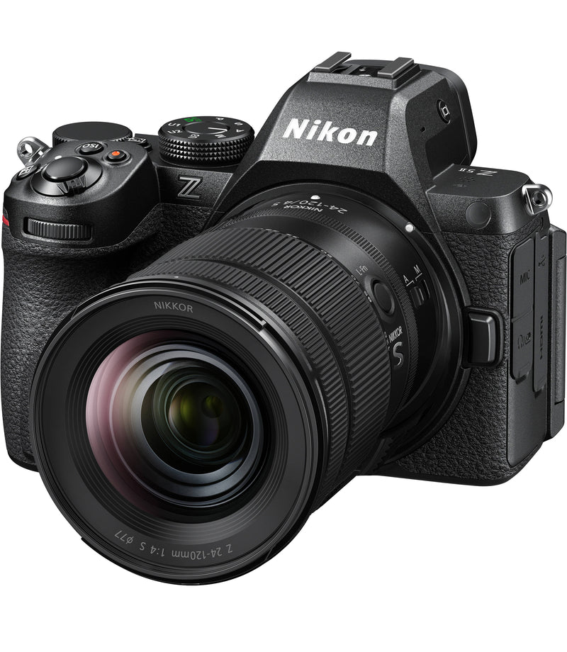 Nikon Z5II / Z 24-120mm f/4 S / FTZ II