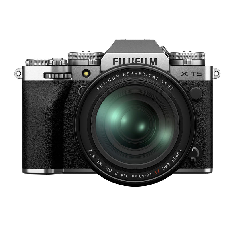 Fujifilm X-T5 Silver / XF 18-80mm f/4