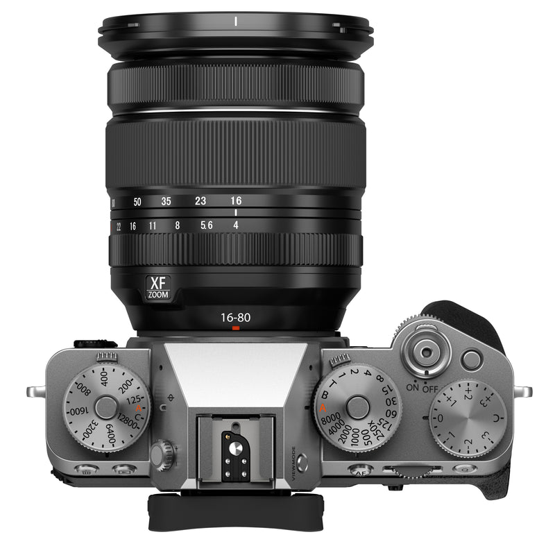 Fujifilm X-T5 Silver / XF 18-80mm f/4
