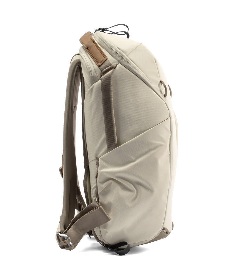 Sac Peak Design Everyday Backpack Zip 15L Bone
