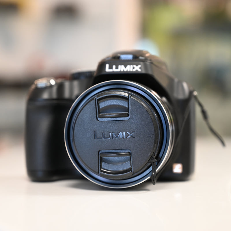 Lumix Panasonic FZ70 Used