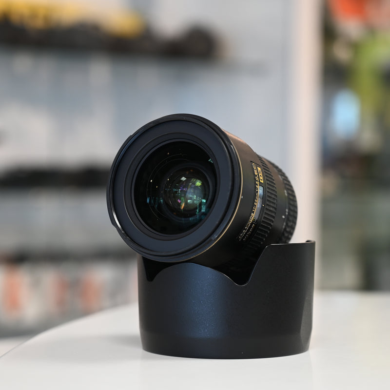 Nikon AF-S DX 17-55mm f/2.8G Usagé