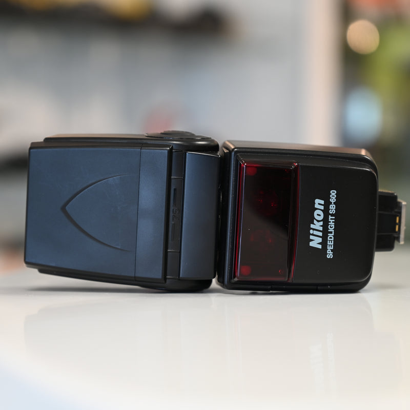 Nikon Speedlight SB-600 Usagé
