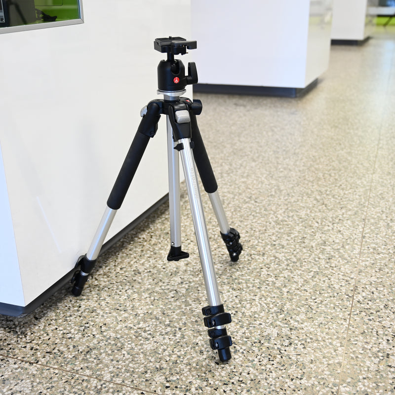 Trépied Manfrotto 190CL et Tête Manfrotto 486RC2 Usagé