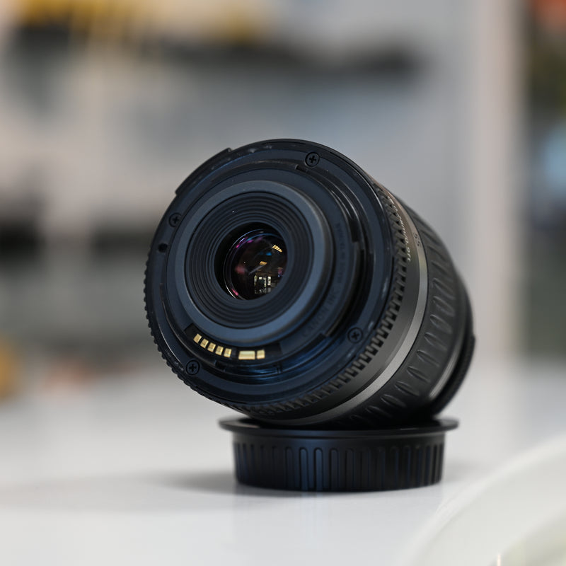 Canon EF-S 18-55mm F3.5-5.6 II Usagé