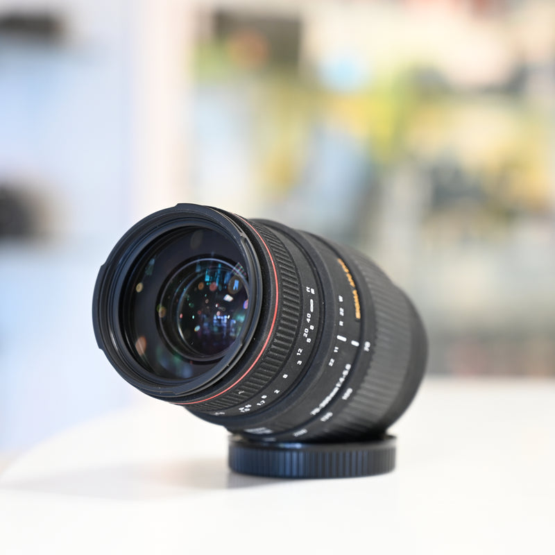 Sigma 70-300mm f/4-5.6 APO for Canon Used