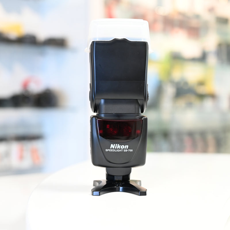 Nikon Speedlight SB-700 Used
