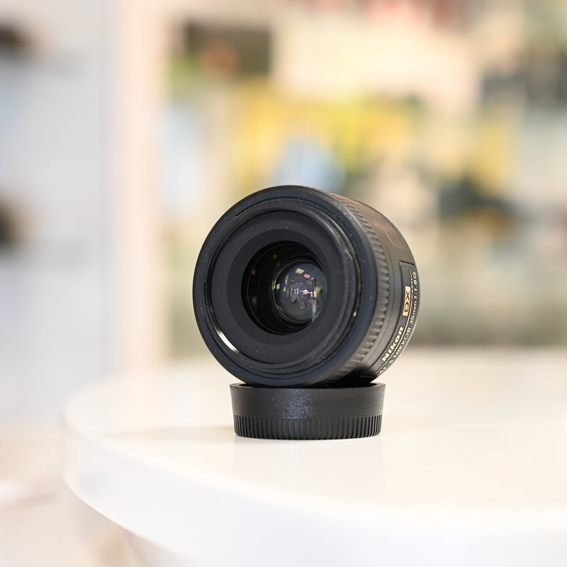 Nikon AF-S DX 35mm f/1.8G Usagé