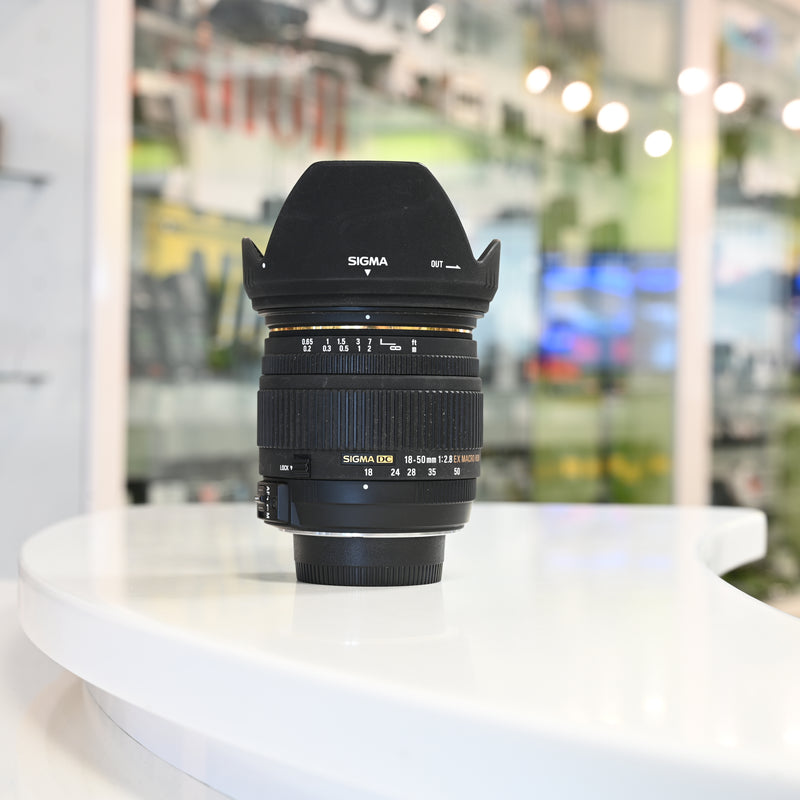 Sigma DC 18-50mm f/2.8 Macro for Nikon Used