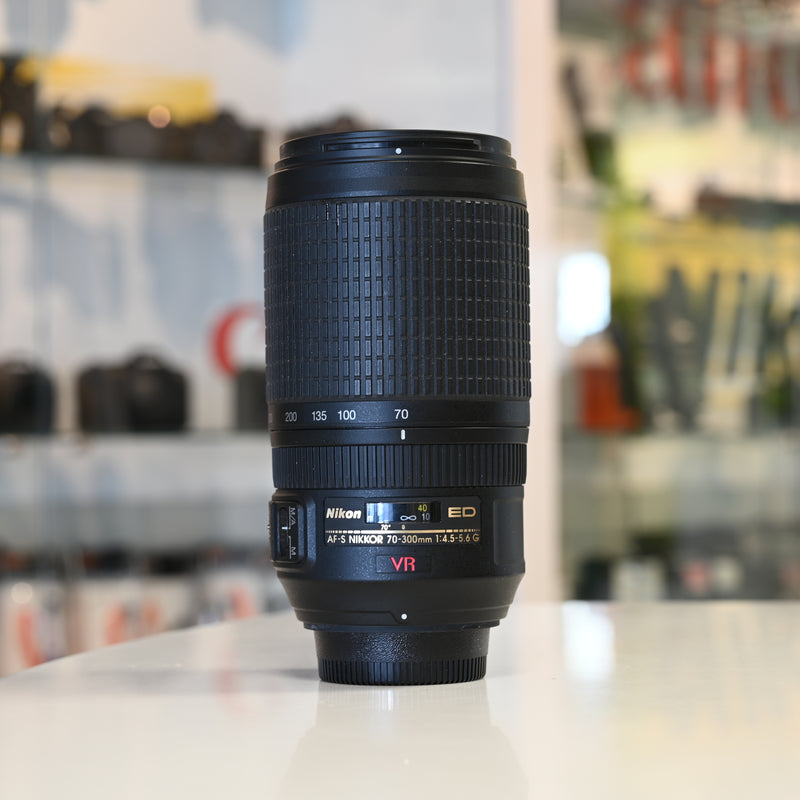 Nikon AF-S 70-300mm F4.5-5.6G VR Usagé