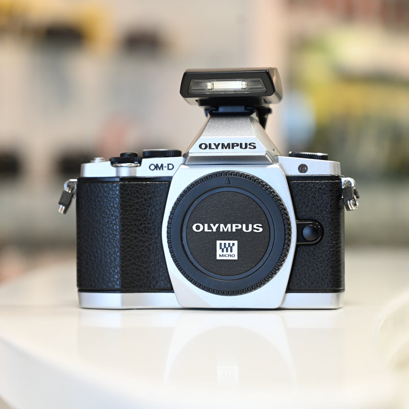 Olympus OM-D E-M5 Usagé