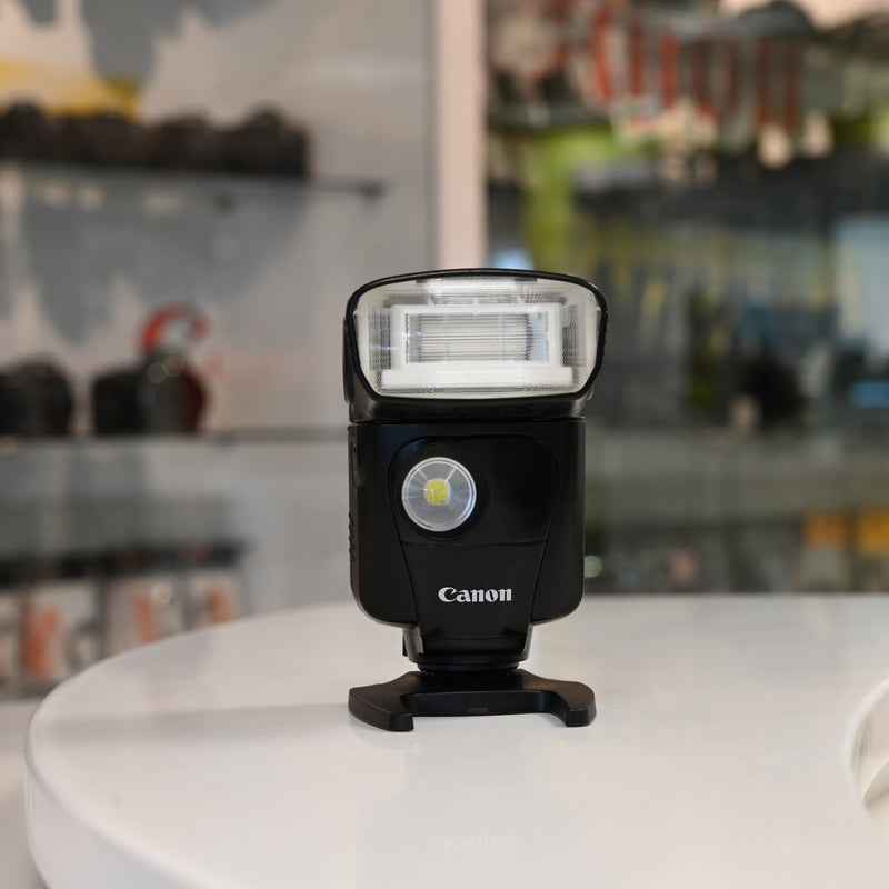 Canon Speedlite 320EX Used