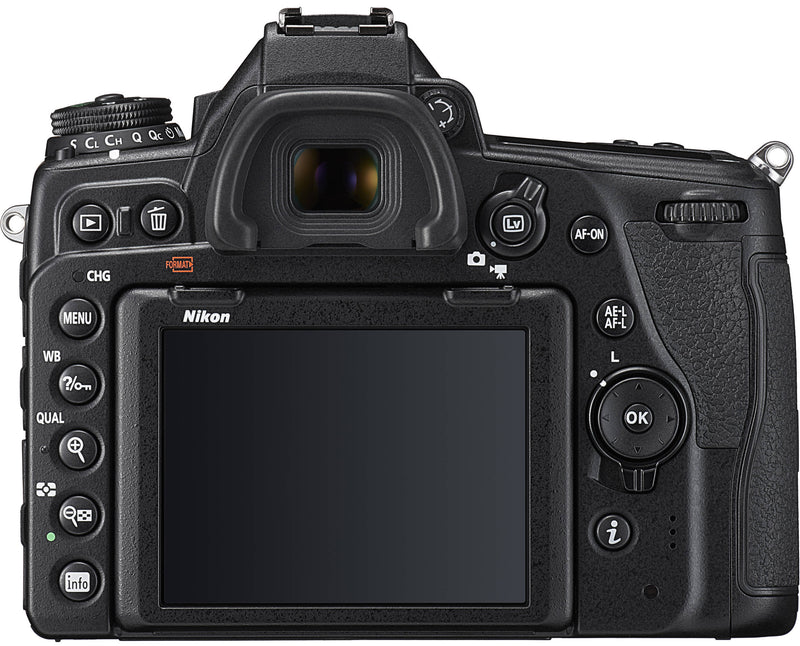 Nikon D780 / AF-S 24-120mm VR
