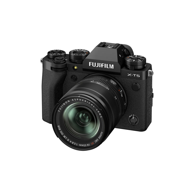 Fujifilm X-T5 Black  / XF 18-55mm f/2.8-4